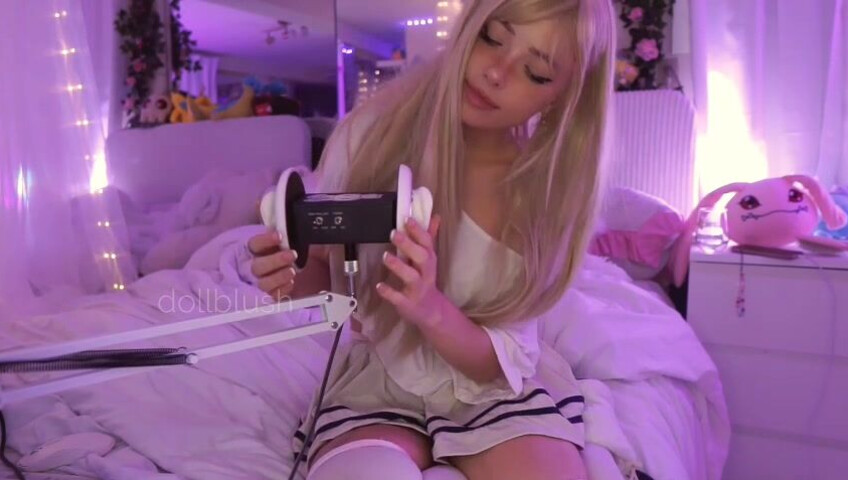 Dollblush ASMR - 6 Feb 2026 - Patreon Exclusive ~ mouth sounds, sock and boot fabric triggers