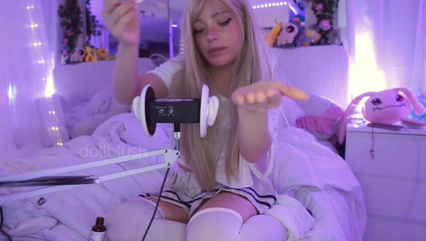 Dollblush ASMR - 6 Feb 2026 - Patreon Exclusive ~ mouth sounds, sock and boot fabric triggers