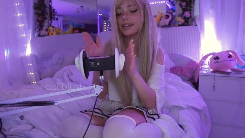 Dollblush ASMR - 6 Feb 2026 - Patreon Exclusive ~ mouth sounds, sock and boot fabric triggers