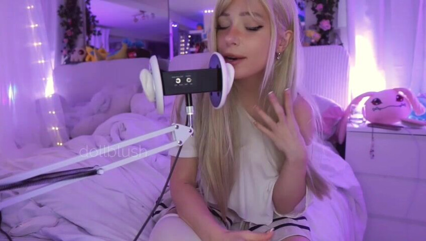 Dollblush ASMR - 6 Feb 2026 - Patreon Exclusive ~ mouth sounds, sock and boot fabric triggers