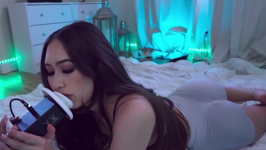 Kristinadanielle - STEPSIS LICKING YOUR EARS (ASMR)
