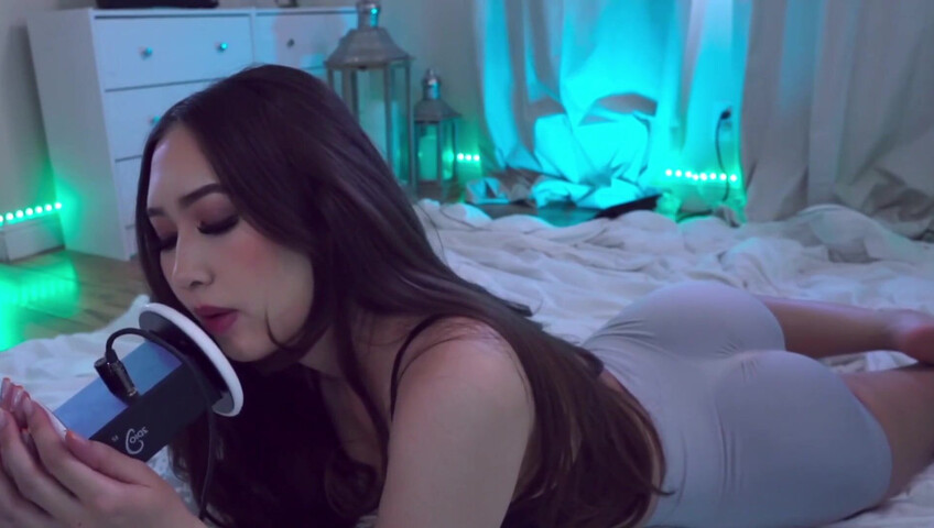 Kristinadanielle - STEPSIS LICKING YOUR EARS (ASMR)