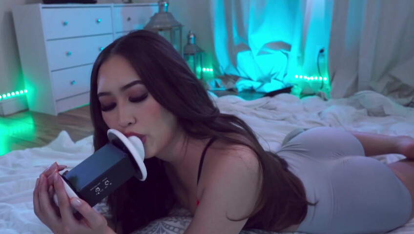 Kristinadanielle - STEPSIS LICKING YOUR EARS (ASMR)