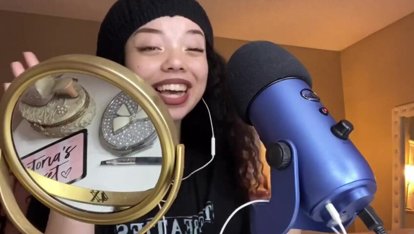 Kaitlynn Rhenea ASMR - Sweet kisses compilation