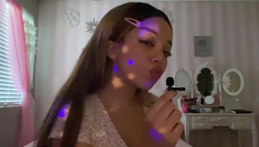 Kaitlynn Rhenea ASMR - Sweet kisses compilation