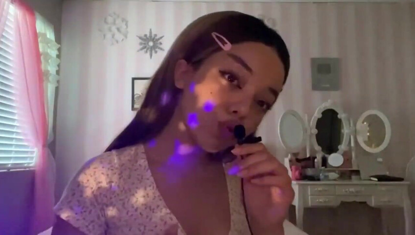 Kaitlynn Rhenea ASMR - Sweet kisses compilation