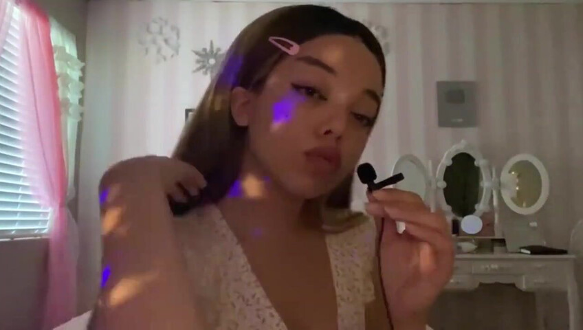 Kaitlynn Rhenea ASMR - Sweet kisses compilation