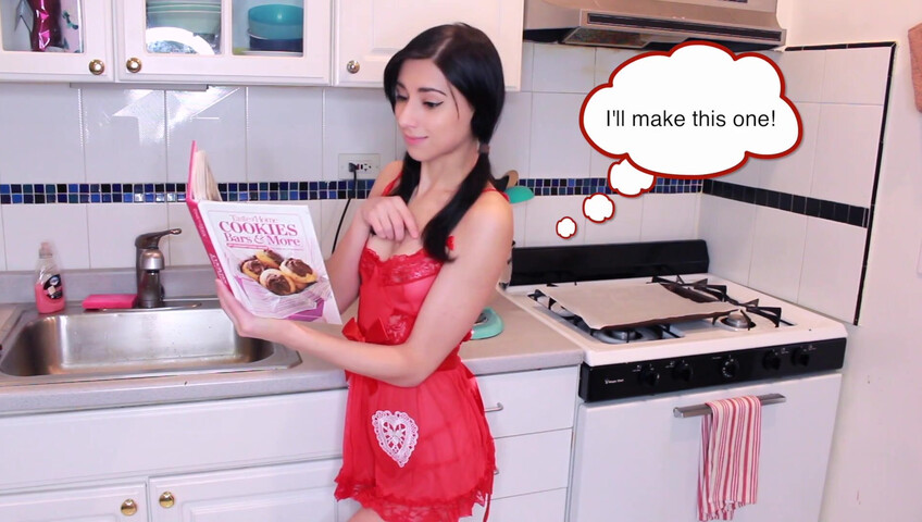 LunaRexx - Baking with a Buttplug and Pussy Fuck [OBG]