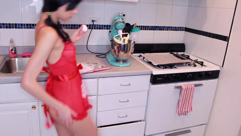 LunaRexx - Baking with a Buttplug and Pussy Fuck [OBG]