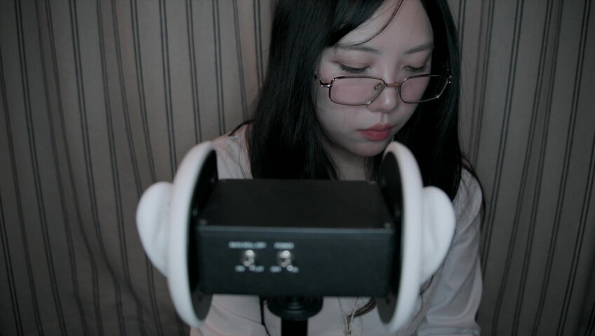 DOOBOO ASMR - 12 Feb 2026 - ASMR You can't feel anything? Late Night Sensory Exam (Ear Licking) (Patreon)