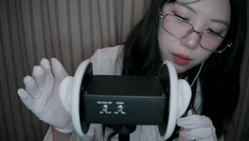 DOOBOO ASMR - 12 Feb 2026 - ASMR You can't feel anything? Late Night Sensory Exam (Ear Licking) (Patreon)