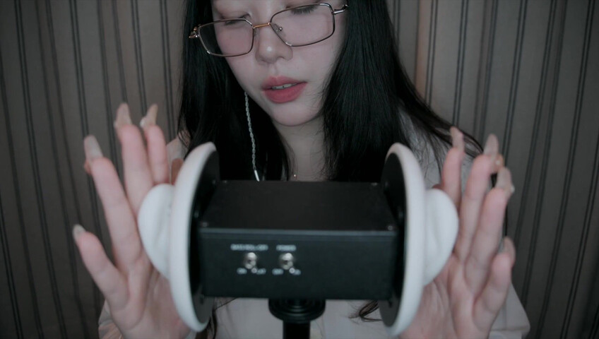 DOOBOO ASMR - 12 Feb 2026 - ASMR You can't feel anything? Late Night Sensory Exam (Ear Licking) (Patreon)