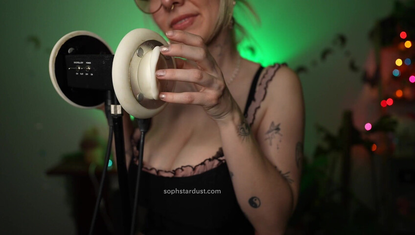 Soph Stardust ASMR - Ear licking, Kissing, Touching, Wet & Dry, Top Scratching