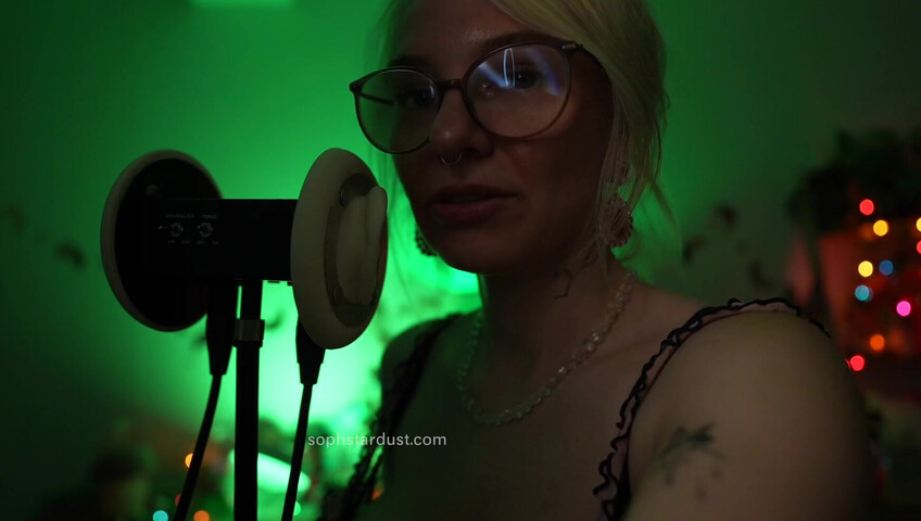 Soph Stardust ASMR - Ear licking, Kissing, Touching, Wet & Dry, Top Scratching