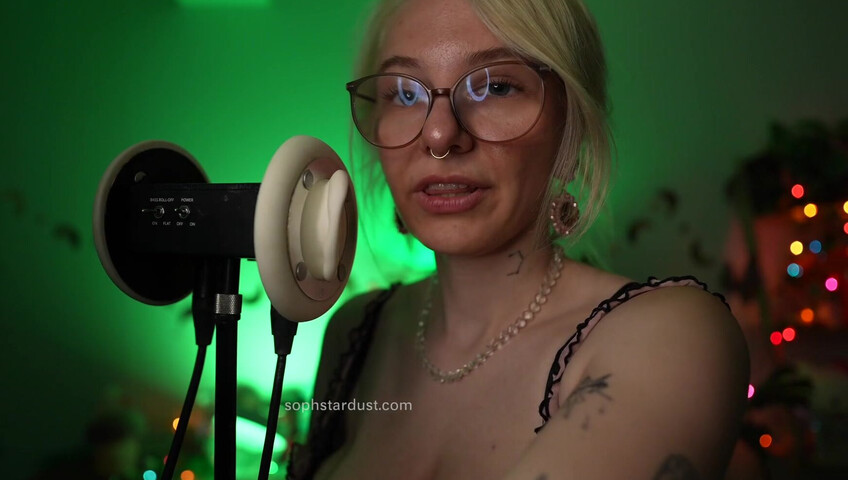 Soph Stardust ASMR - Ear licking, Kissing, Touching, Wet & Dry, Top Scratching