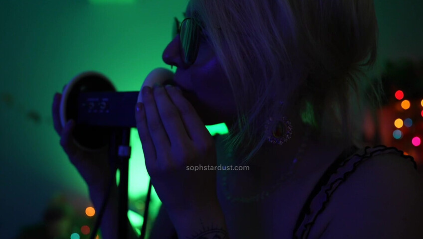 Soph Stardust ASMR - Ear licking, Kissing, Touching, Wet & Dry, Top Scratching