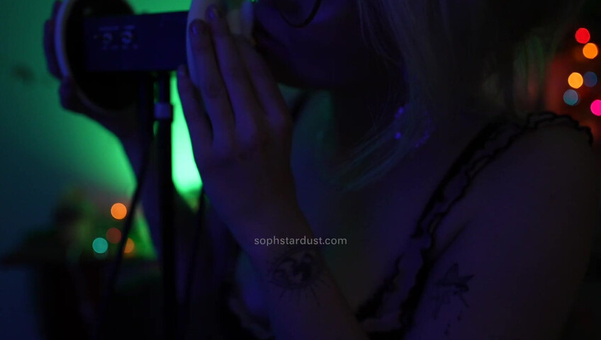 Soph Stardust ASMR - Ear licking, Kissing, Touching, Wet & Dry, Top Scratching