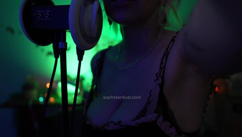 Soph Stardust ASMR - Ear licking, Kissing, Touching, Wet & Dry, Top Scratching