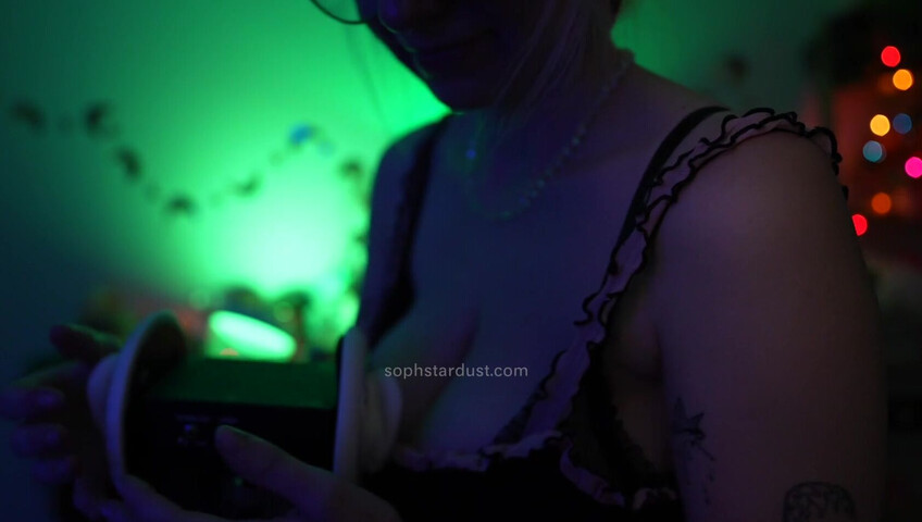 Soph Stardust ASMR - Ear licking, Kissing, Touching, Wet & Dry, Top Scratching