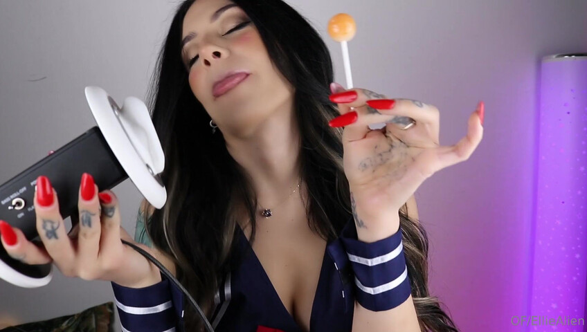 Ellie Alien - ASMR (Anime Girl) Ear Licking & Lollipop Licking