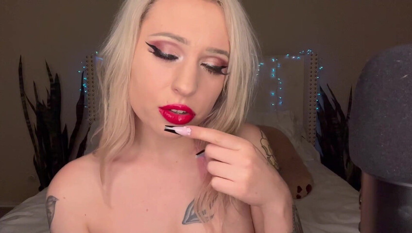 AriLove - Sexy Mouth Fetish ASMR