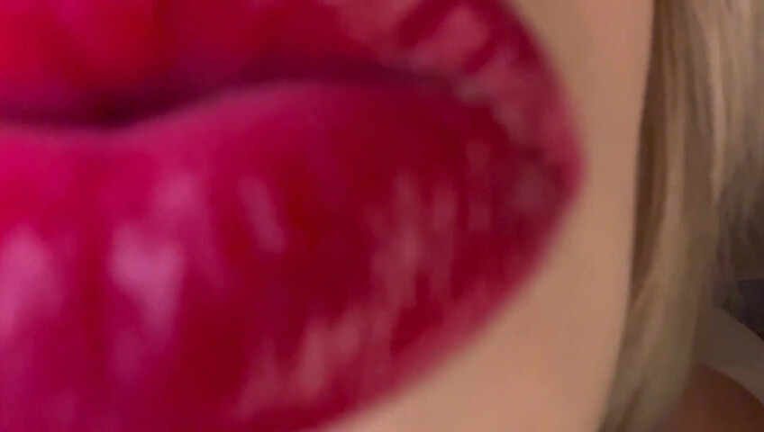 AriLove - Sexy Mouth Fetish ASMR