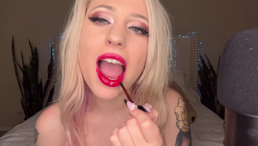 AriLove - Sexy Mouth Fetish ASMR