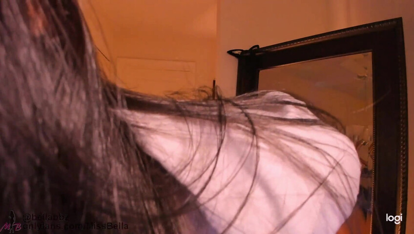 Bella Brookz - Hairstylist Roleplay ASMR