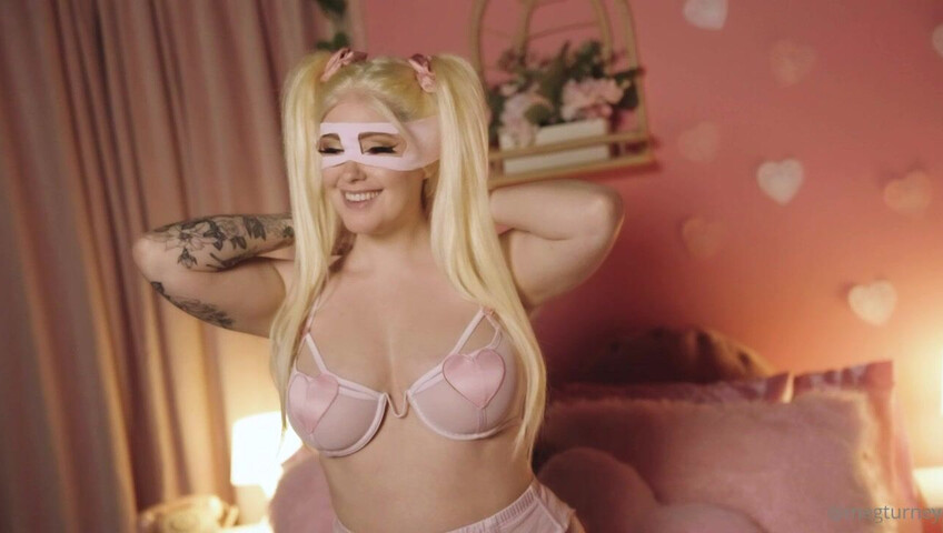 Meg Turney - 14 Feb 2026 - ASS SHAKING, TITTY BOUNCING GOODNESS - Wanna wrestle??