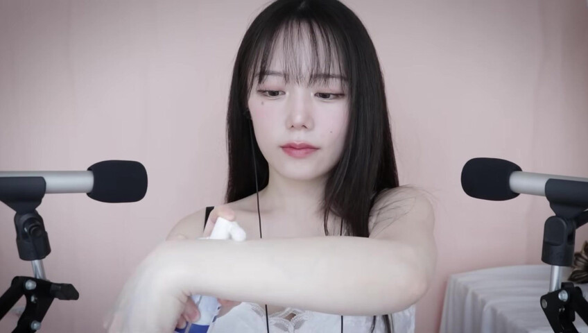 Jamonghae ASMR -15 Feb 2026 - Moist and Dry Body Sounds I’ll Let You Hear | Body Triggers | YT Membership