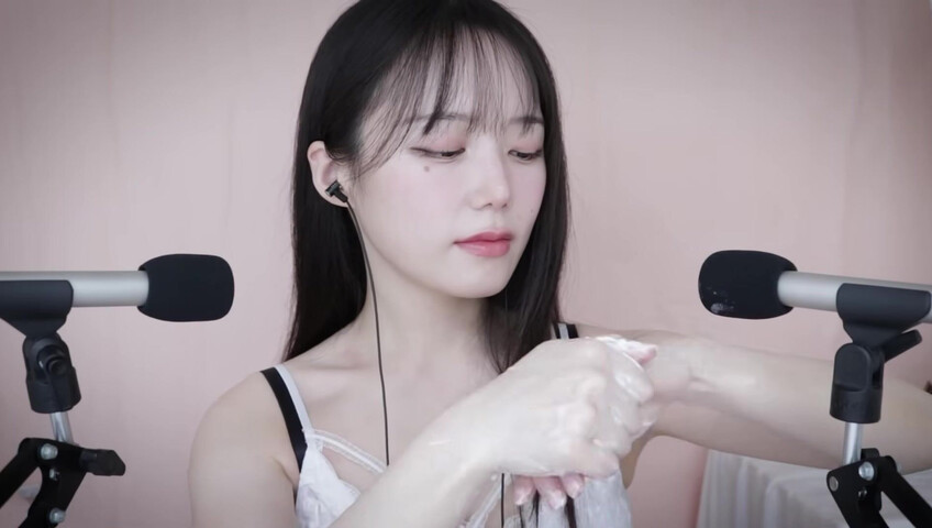 Jamonghae ASMR -15 Feb 2026 - Moist and Dry Body Sounds I’ll Let You Hear | Body Triggers | YT Membership