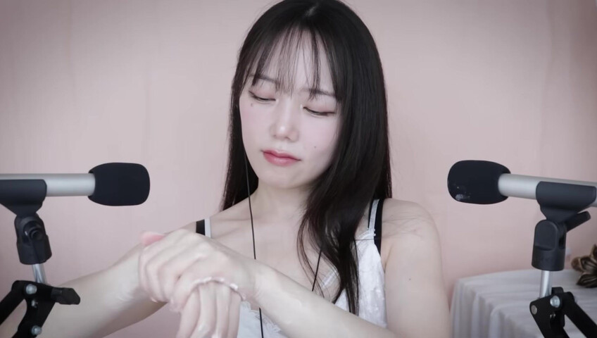 Jamonghae ASMR -15 Feb 2026 - Moist and Dry Body Sounds I’ll Let You Hear | Body Triggers | YT Membership