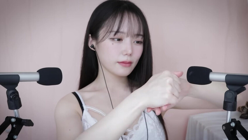 Jamonghae ASMR -15 Feb 2026 - Moist and Dry Body Sounds I’ll Let You Hear | Body Triggers | YT Membership