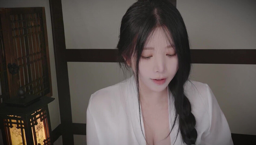 ASMR Yoon Ying - 15 Feb 2026 - A Night with the Innocent Young Lady (Roleplay)