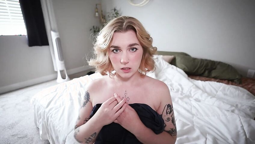 Jaybbgirl – Your Step-Sister Loves The Risk