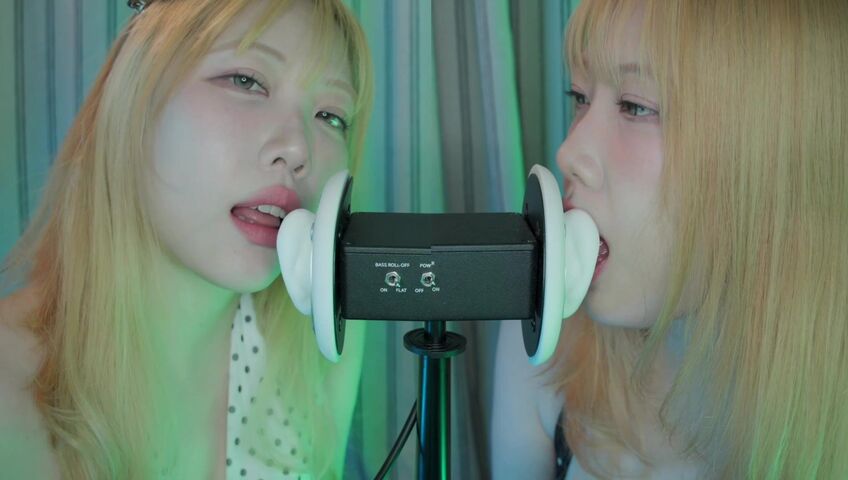 DOOBOO ASMR - 26 Feb 2026 -ASMR Twins Tease the 3DIO Microphone! (No Talking, Ear Licking, Kisses) (Patreon)