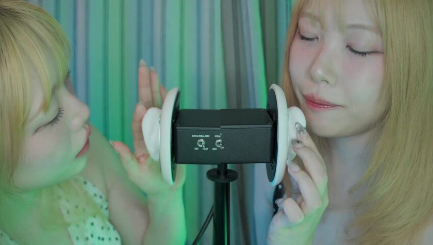 DOOBOO ASMR - 26 Feb 2026 -ASMR Twins Tease the 3DIO Microphone! (No Talking, Ear Licking, Kisses) (Patreon)