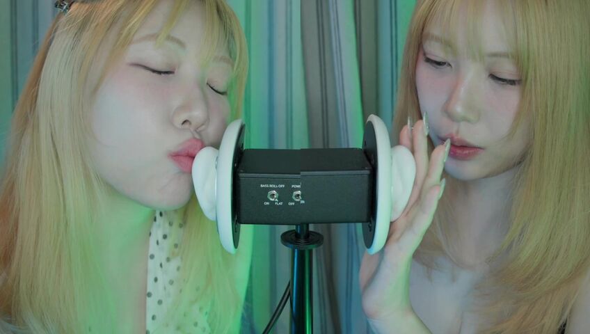 DOOBOO ASMR - 26 Feb 2026 -ASMR Twins Tease the 3DIO Microphone! (No Talking, Ear Licking, Kisses) (Patreon)
