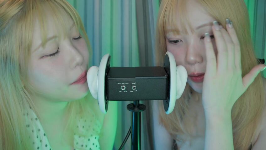 DOOBOO ASMR - 26 Feb 2026 -ASMR Twins Tease the 3DIO Microphone! (No Talking, Ear Licking, Kisses) (Patreon)