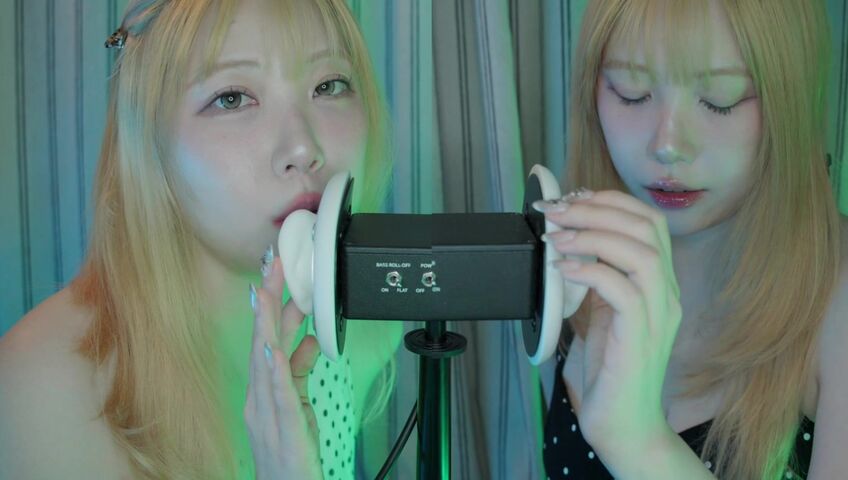 DOOBOO ASMR - 26 Feb 2026 -ASMR Twins Tease the 3DIO Microphone! (No Talking, Ear Licking, Kisses) (Patreon)