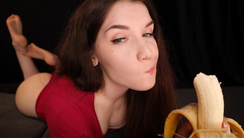 KittyKlaw ASMR - 27 Feb 2026 - Banana Sucking & Eating | Kissing & Mouth Sound | Boosty Leaked
