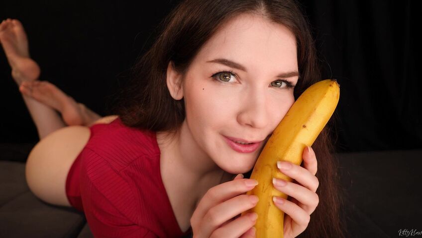 KittyKlaw ASMR - 27 Feb 2026 - Banana Sucking & Eating | Kissing & Mouth Sound | Boosty Leaked