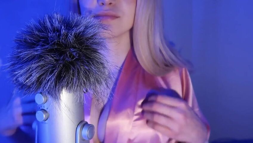 Jinx ASMR - Fabric & Tapping Sounds