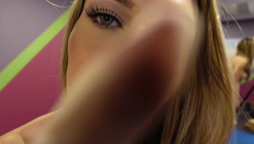 Sabrina Vaz - ASMR NAKED Skin Treatment​