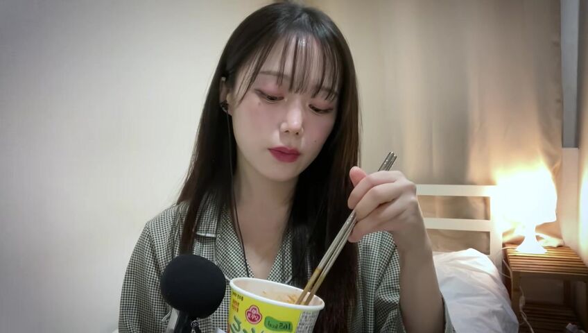 Jamonghae ASMR - 1 March 2026 - 비 오는 밤, 네가 갑자기 우리 집에 찾아왔다 | YouTube Membership