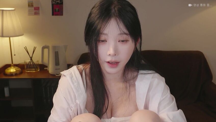 ASMR Yoon Ying - 1 March 2026 - Real Voice Call 2 | 마라맛 영통 어떤뎅???? (후시 없음)