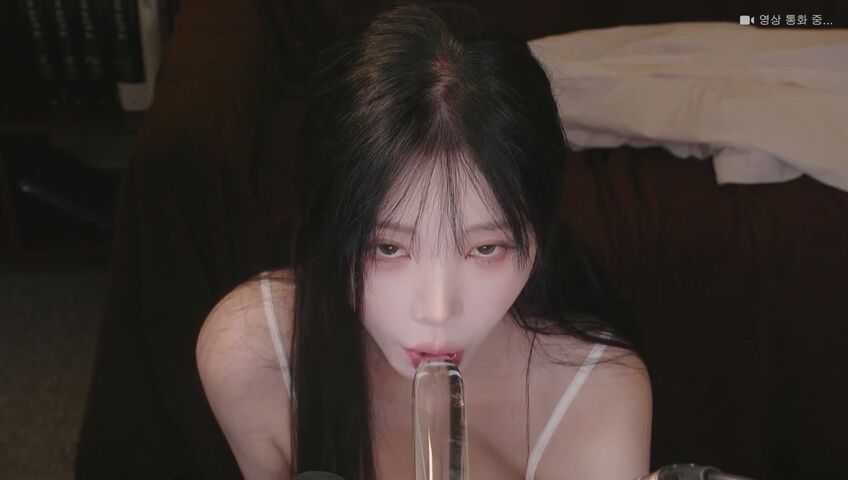 ASMR Yoon Ying - 1 March 2026 - Real Voice Call 2 | 마라맛 영통 어떤뎅???? (후시 없음)