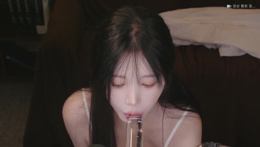 ASMR Yoon Ying - 1 March 2026 - Real Voice Call 2 | 마라맛 영통 어떤뎅???? (후시 없음)