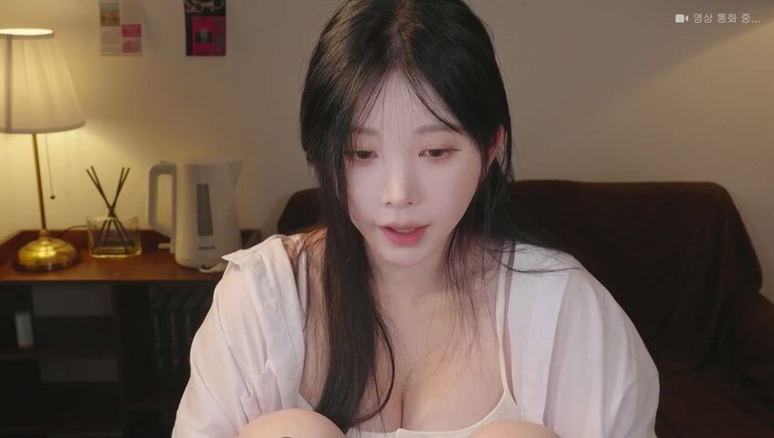 ASMR Yoon Ying - 1 March 2026 - Real Voice Call 2 | 마라맛 영통 어떤뎅???? (후시 없음)