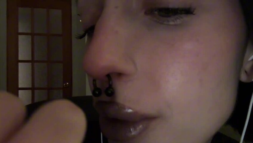 SleepGirlASMR - 50 Kisses (French Countdown) w⧸ Hand Movements, Mouth Sounds